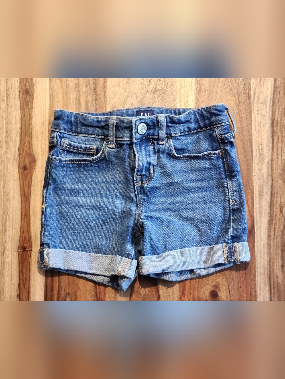 GAP Stretch Midi Denim Shorts